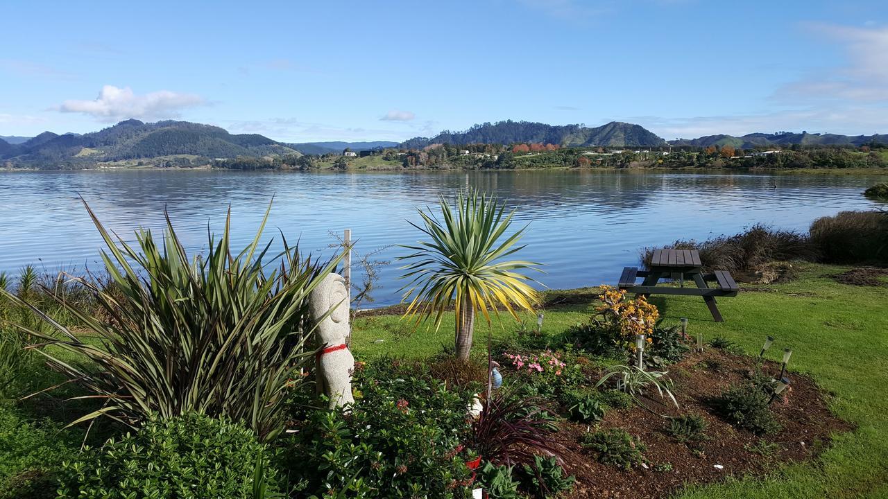Athenree Waterside Accommodation Bagian luar foto