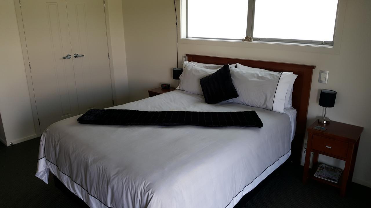 Athenree Waterside Accommodation Bagian luar foto